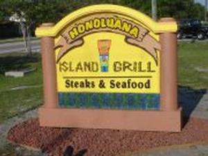 Honoluana Island Bar & Grill